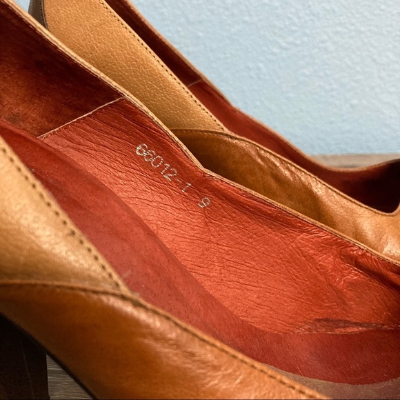 Crown Vintage Square Toe Heels - Brown - 9 - Picture 4 of 10